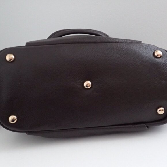 Danier Genuine Leather Handbag-with Shoulder Strap incl. - Picture 5 of 11